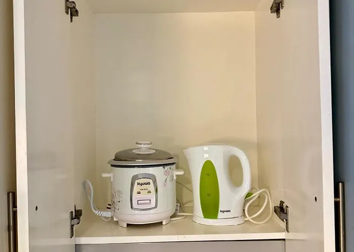 Cozy Near Naia Airport Apartamento
